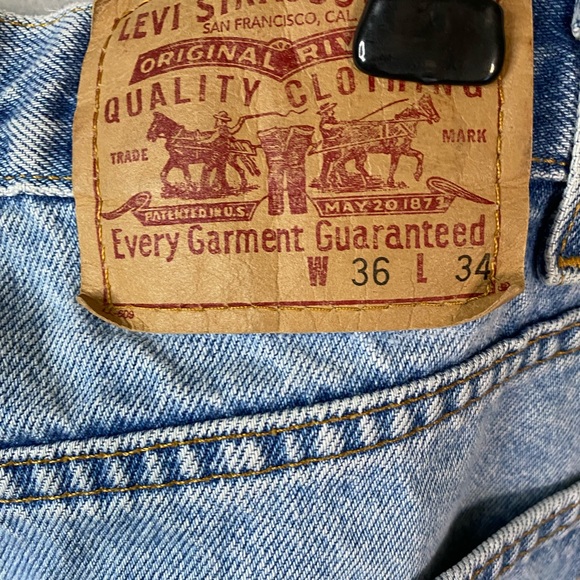 Men’s Levis 509 Relaxed Straight Fit jeans - Picture 8 of 11